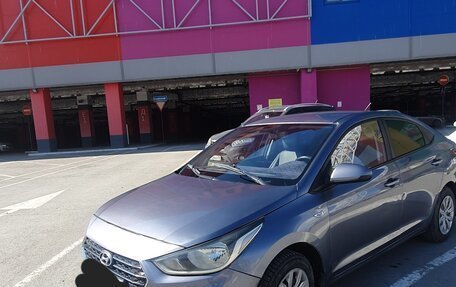 Hyundai Solaris II рестайлинг, 2017 год, 650 000 рублей, 11 фотография