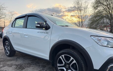 Renault Logan II, 2022 год, 1 450 000 рублей, 11 фотография