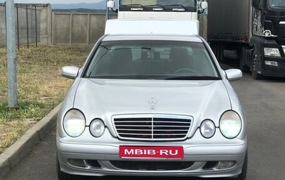 Mercedes-Benz E-Класс, 1999 год, 600 000 рублей, 1 фотография