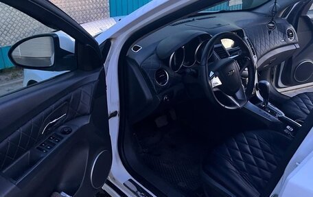 Chevrolet Cruze II, 2010 год, 650 000 рублей, 1 фотография