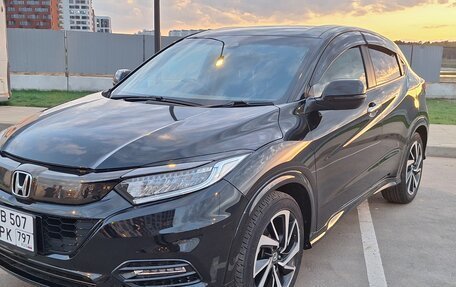 Honda Vezel, 2019 год, 2 390 000 рублей, 6 фотография