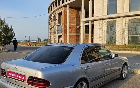 Mercedes-Benz E-Класс, 1999 год, 600 000 рублей, 2 фотография