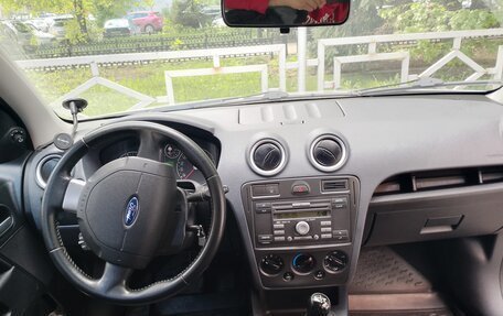Ford Fusion I, 2006 год, 750 000 рублей, 19 фотография