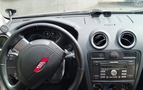 Ford Fusion I, 2006 год, 750 000 рублей, 16 фотография