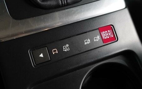 Land Rover Freelander II рестайлинг 2, 2013 год, 1 720 000 рублей, 21 фотография