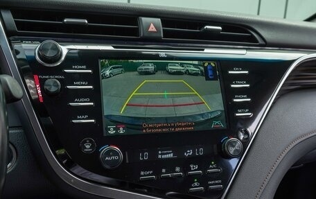 Toyota Camry, 2019 год, 3 150 000 рублей, 12 фотография