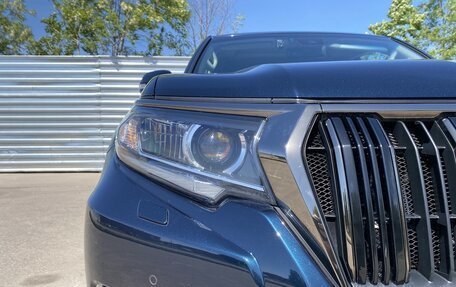 Toyota Land Cruiser Prado 150 рестайлинг 2, 2022 год, 8 300 000 рублей, 34 фотография