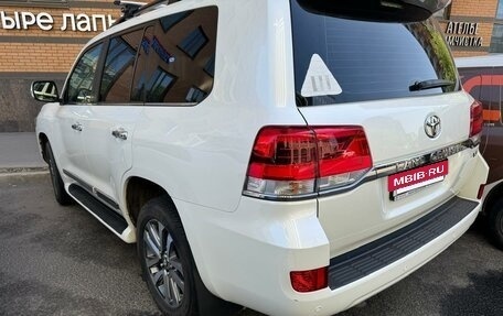 Toyota Land Cruiser 200, 2015 год, 6 350 000 рублей, 3 фотография