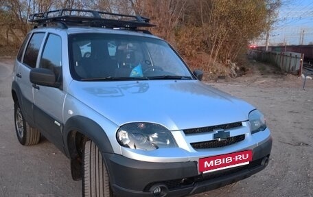 Chevrolet Niva I рестайлинг, 2012 год, 649 999 рублей, 2 фотография