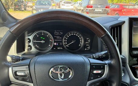 Toyota Land Cruiser 200, 2018 год, 8 000 000 рублей, 9 фотография