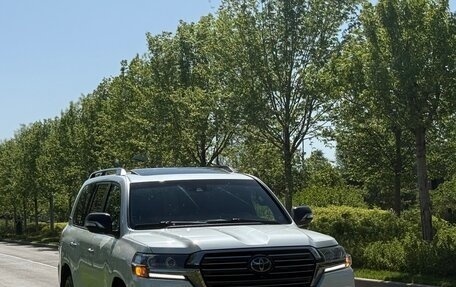 Toyota Land Cruiser 200, 2018 год, 8 000 000 рублей, 7 фотография