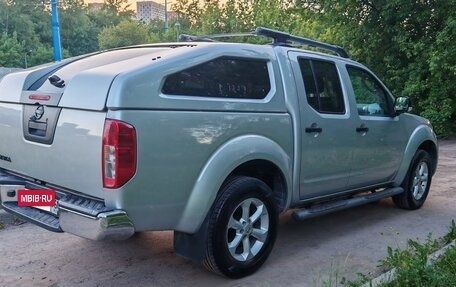 Nissan Navara (Frontier), 2011 год, 2 200 000 рублей, 3 фотография
