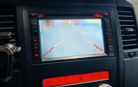 Nissan Navara (Frontier), 2011 год, 2 200 000 рублей, 13 фотография