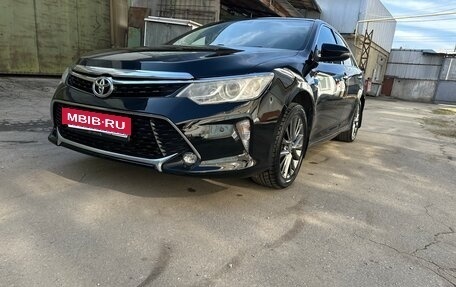 Toyota Camry, 2014 год, 1 390 000 рублей, 4 фотография
