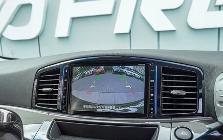 Nissan Elgrand III, 2017 год, 2 650 000 рублей, 14 фотография