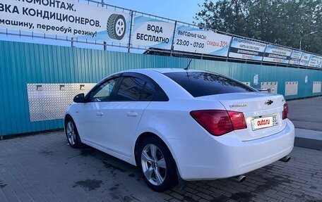 Chevrolet Cruze II, 2010 год, 650 000 рублей, 14 фотография