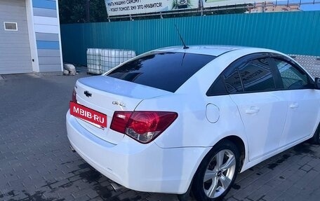 Chevrolet Cruze II, 2010 год, 650 000 рублей, 8 фотография