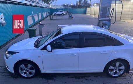Chevrolet Cruze II, 2010 год, 650 000 рублей, 13 фотография