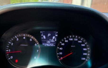 Hyundai Solaris II рестайлинг, 2013 год, 700 000 рублей, 17 фотография
