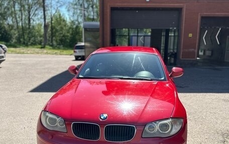 BMW 1 серия, 2010 год, 1 100 000 рублей, 2 фотография