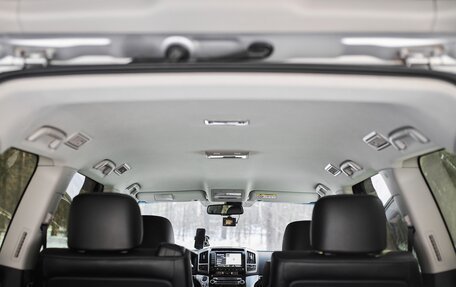 Toyota Land Cruiser 200, 2015 год, 5 500 000 рублей, 18 фотография