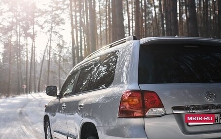 Toyota Land Cruiser 200, 2015 год, 5 500 000 рублей, 7 фотография