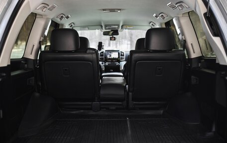 Toyota Land Cruiser 200, 2015 год, 5 500 000 рублей, 28 фотография