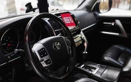Toyota Land Cruiser 200, 2015 год, 5 500 000 рублей, 27 фотография