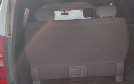 Hyundai Grand Starex Grand Starex I рестайлинг 2, 2012 год, 1 100 000 рублей, 13 фотография