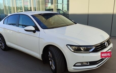 Volkswagen Passat B8 рестайлинг, 2016 год, 1 990 000 рублей, 7 фотография