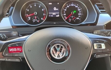 Volkswagen Passat B8 рестайлинг, 2016 год, 1 990 000 рублей, 19 фотография
