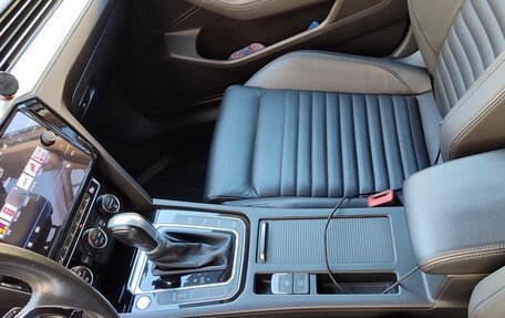 Volkswagen Passat B8 рестайлинг, 2016 год, 1 990 000 рублей, 20 фотография