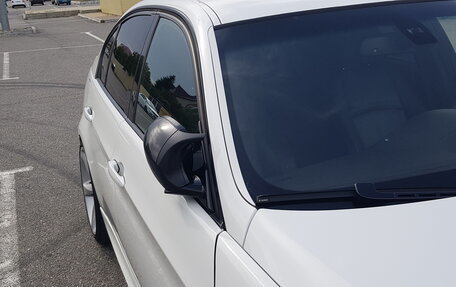 BMW 3 серия, 2009 год, 1 850 000 рублей, 16 фотография