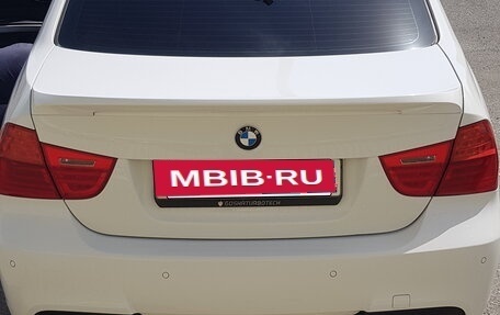 BMW 3 серия, 2009 год, 1 850 000 рублей, 21 фотография