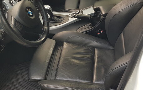 BMW 3 серия, 2009 год, 1 850 000 рублей, 31 фотография
