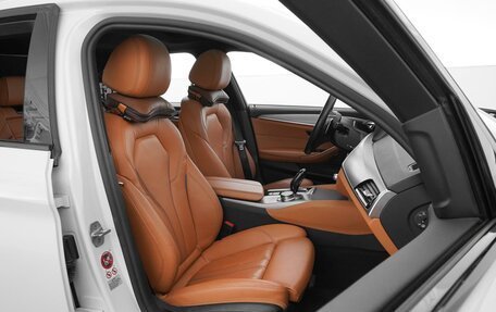 BMW 5 серия, 2017 год, 3 799 000 рублей, 8 фотография