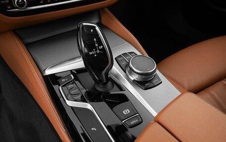 BMW 5 серия, 2017 год, 3 799 000 рублей, 21 фотография