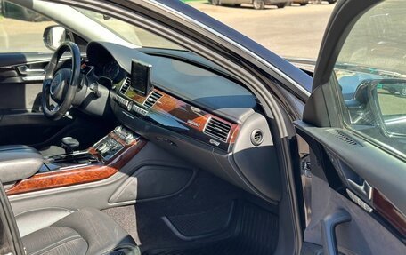 Audi A8, 2011 год, 1 399 000 рублей, 9 фотография
