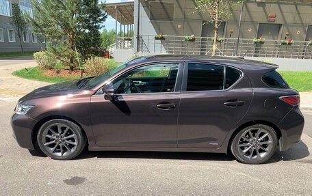 Lexus CT I рестайлинг, 2011 год, 1 675 000 рублей, 4 фотография