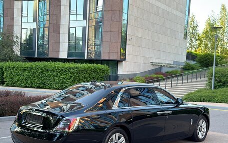 Rolls-Royce Ghost Series II рестайлинг, 2022 год, 36 000 000 рублей, 7 фотография