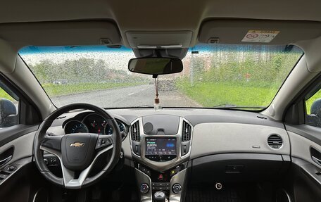 Chevrolet Cruze II, 2014 год, 900 000 рублей, 6 фотография