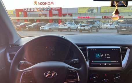 Hyundai Solaris II рестайлинг, 2021 год, 1 390 000 рублей, 16 фотография