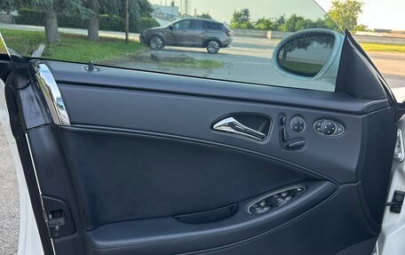 Mercedes-Benz CLS, 2005 год, 1 900 000 рублей, 11 фотография