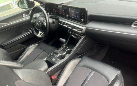 KIA K5, 2021 год, 2 250 000 рублей, 7 фотография