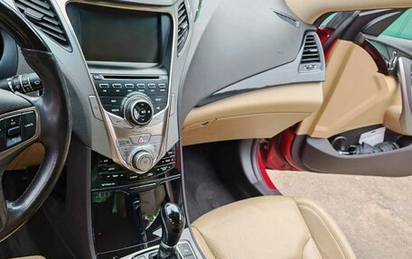Hyundai Grandeur, 2012 год, 1 500 000 рублей, 21 фотография