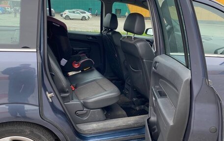 Opel Zafira B, 2008 год, 560 000 рублей, 9 фотография