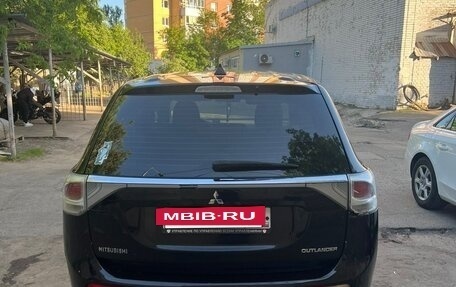 Mitsubishi Outlander III рестайлинг 3, 2012 год, 1 120 000 рублей, 5 фотография
