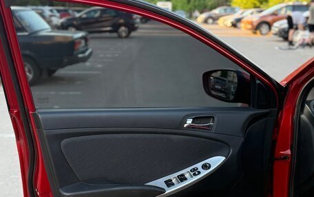Hyundai Solaris II рестайлинг, 2011 год, 820 000 рублей, 12 фотография