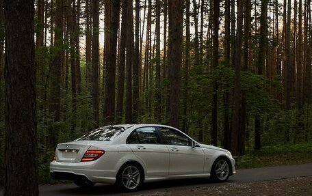 Mercedes-Benz C-Класс, 2012 год, 2 000 000 рублей, 1 фотография
