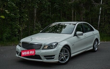 Mercedes-Benz C-Класс, 2012 год, 2 000 000 рублей, 4 фотография